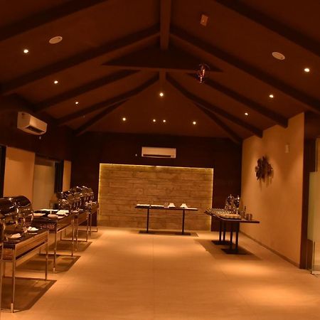 Laxmi Film City Resort Vadodara Exterior foto
